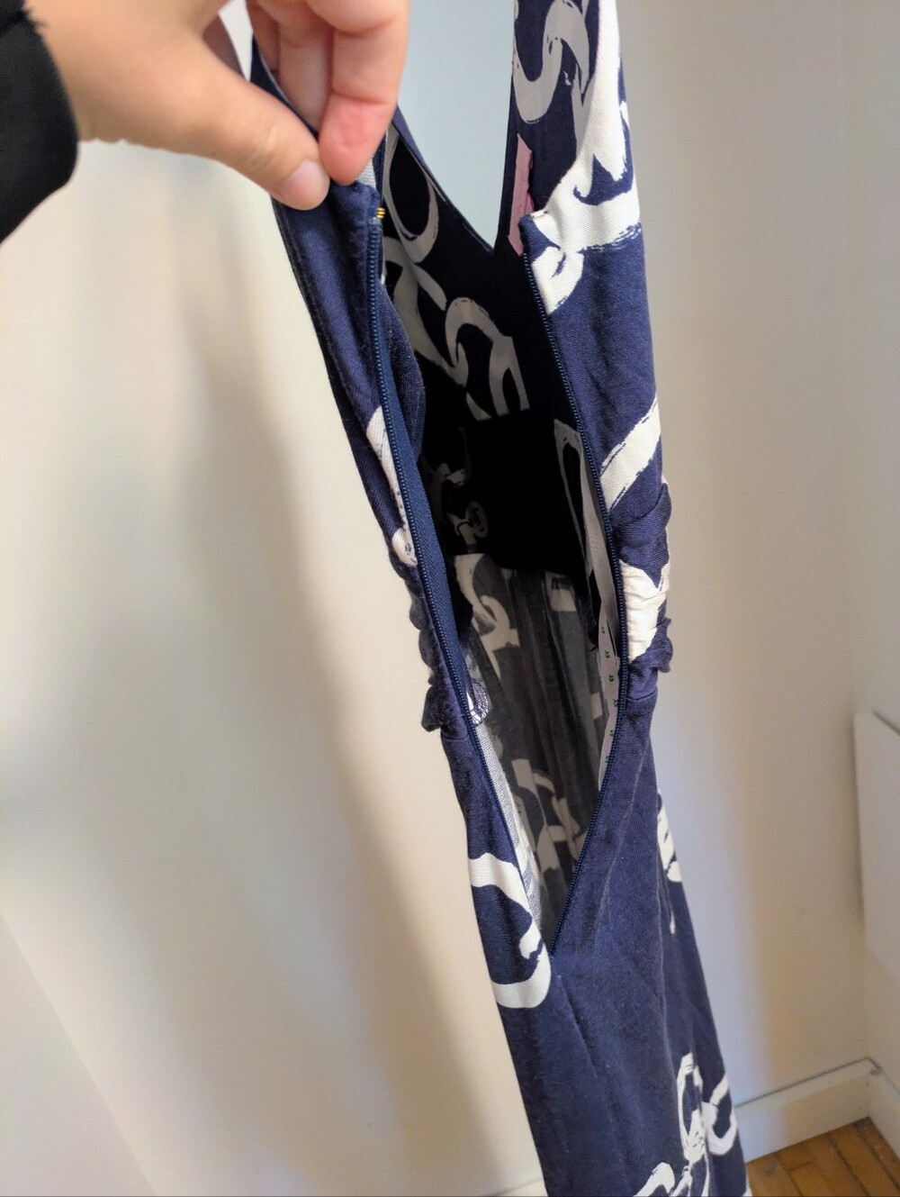 Lilly Pulitzer Navy and White Chain-Print Sleeveless Maxi Dress size medium - Picture 3 of 4